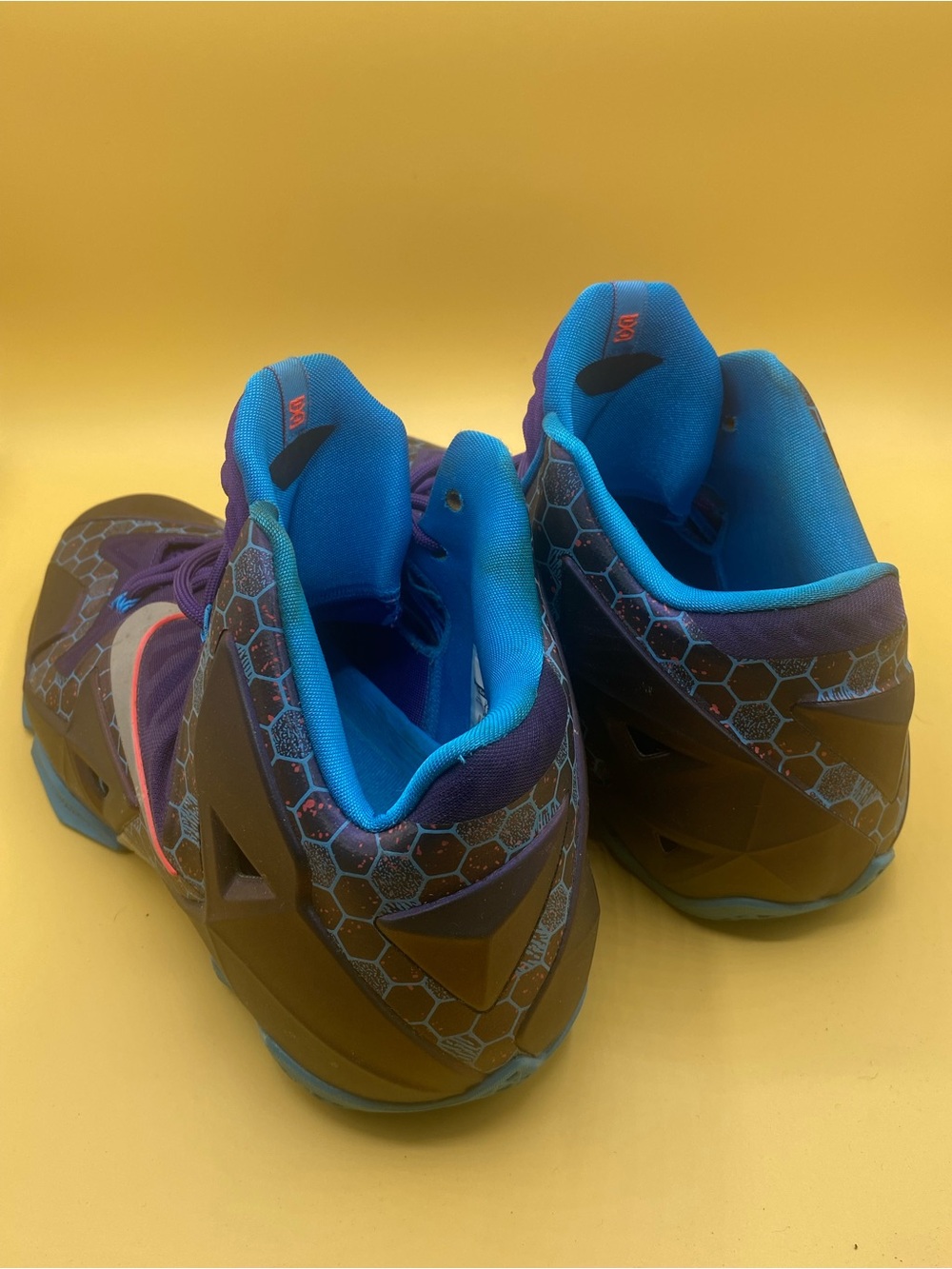 Nike LeBron 11 "Summit Lake Hornets" - Picture 3 of 4